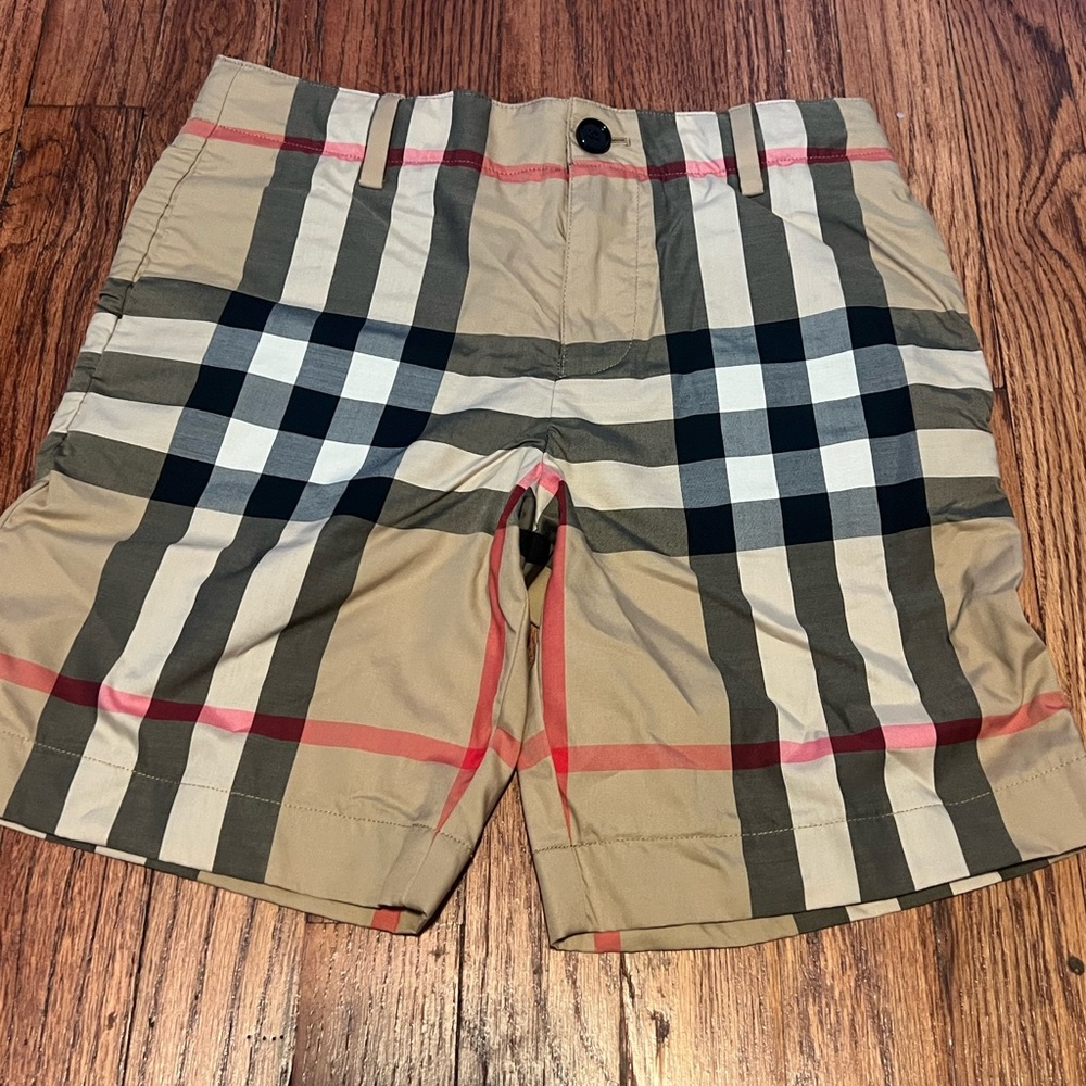 Burberry shorts